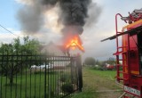 Молния уничтожила дачный дом в Шекснинском районе (ФОТО)