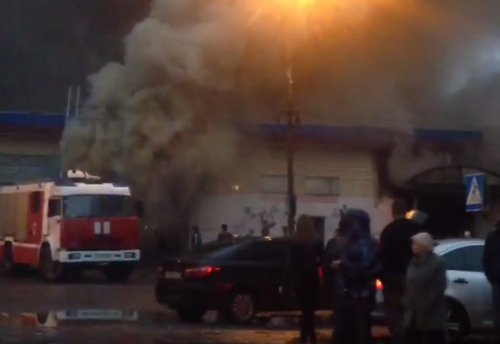 Серьезный пожар на Льнокомбинате в Вологде – есть пострадавшие (ВИДЕО) 
