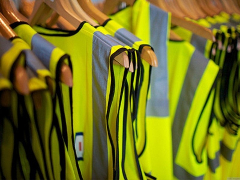 У водителей осталось 15 дней на покупку жилета