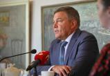 Губернатор Олег Кувшинников объявил о своих планах создать в Вологодской области еще один банк