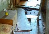 Школьница провалилась под пол у себя дома в Вологде (ВИДЕО) 