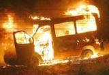 В Вологде ночью загорелся гараж, автомобиль удалось спасти 