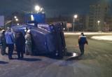 Ночное ДТП в Вологде: груда металлических труб на дороге и перевернутая фура (ФОТО)