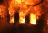 Крупный пожар случился ночью на вологодской пилораме