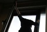 Нетрезвая жительница Вологды грозилась выпрыгнуть из окна