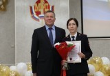 Лучшего инспектора ПДН области Оксану Павлову наградили путевкой на двоих в санаторий