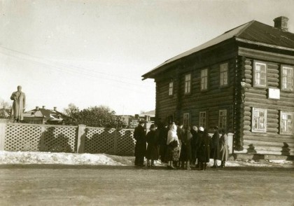 6 января в 1937 году экспонаты из Тбилиси пополнили городской музей