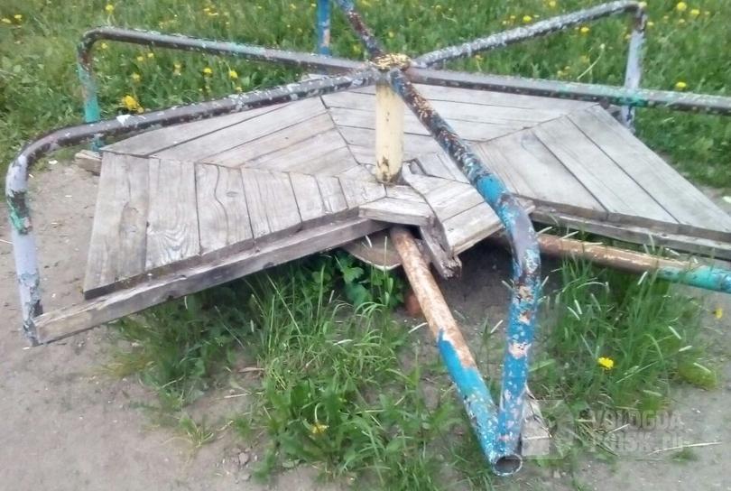 Детская площадка в Молочном Детская площадка в Молочном