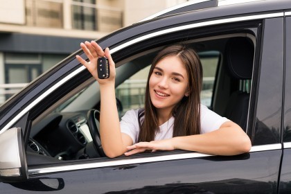 «Горячие» скидки в начале лета в автошколе «Авто-Профи»