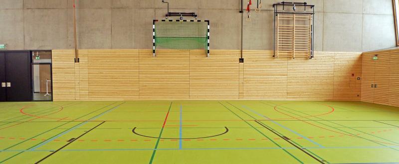 В сельских школах Вологодчины спортивные залы обновляют по современным стан...
