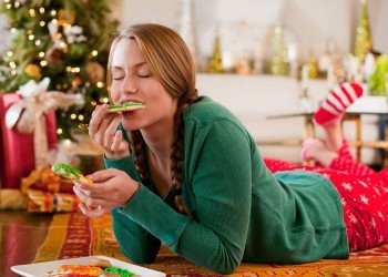 Как не располнеть за новогодние каникулы: советы диетологов