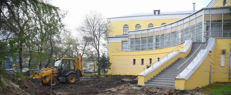 В Вологде благоустраивают территорию, где будет установлен памятник Христофору Леденцову