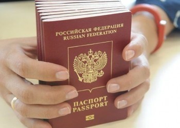 С 1 июля паспорт будут выдавать по ускоренной процедуре, а срок его действия будет продлен