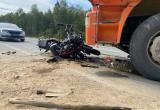Опубликовано видео с места жесткого мотоДТП на трассе смерти «Вологда - Новая Ладога»