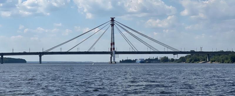 На Октябрьском мосту закончилась укладка нового асфальта