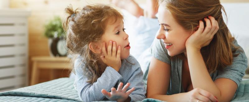 Как научиться общаться со своим ребенком и отказаться от чрезмерного контроля над ним 