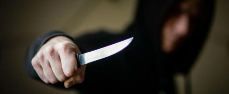 34-летний житель Череповца до смерти истыкал ножом старшего товарища