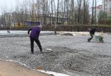 В Вологде у школы № 28 ведут подготовку к установке оборудования «умного» стадиона