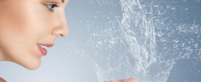 5 секретов использования минеральной воды для красоты лица и тела