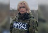 Кадры момента ранения 19-летней журналистки взорвали соцсети: мужеству Анастасии Елсуковой позавидуют бывалые бойцы…