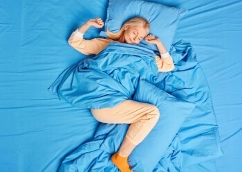 Почему регулярный длительный сон вреден?
