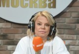 Яна Поплавская возмущена тем, что Макс Барских приедет на премию «Муз-ТВ» в Россию