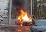 Чудо китайского автопрома горело синим пламенем в центре Вологды: пострадавших нет