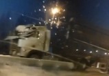 Водитель грузовика на трассе «Вологда - Новая Ладога» пошел на взлет, но столкнулся с металлической реальностью