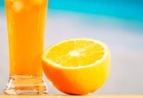 Разбираем мифы: почему апельсиновый сок может быть вредным для здоровья