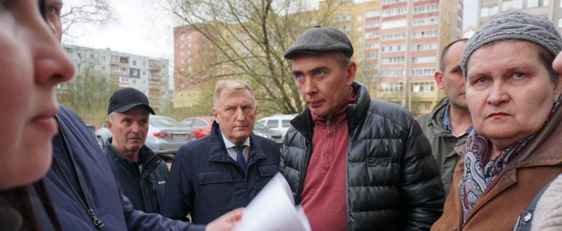Жители дома на Ленинградской, 138 обсудили ремонт двора