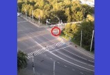 Пешеход протер своим телом асфальт на перекрёстке ул. Герцена и Мира в Вологде
