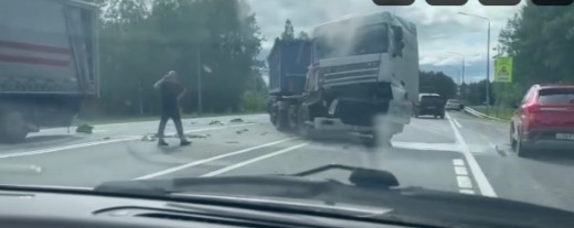 скриншот видео страницыв соцсети Вконтакте главы Шекснинского района Дмитрия Кузьмина