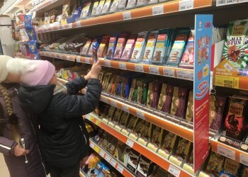 Эндокринолог назвала популярные продукты, которые нельзя давать детям