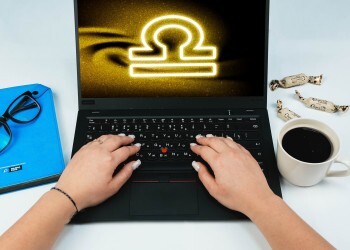 Финансовый гороскоп на сентябрь: кого ждут новые возможности и удачные сделки Финансовый гороскоп на сентябрь: кого ждут новые возможности и удачные сделки