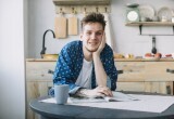 - Я привык все вкусное съедать сам, - муж тайком ел сладости