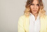 Выставила из квартиры сожительницу моего отца, несмотря на ее просьбы оставить жилье