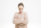 Cвекровь заставляет нас содержать безработную золовку с ее мужем