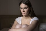 Не хочу дружить с подругой, которой все в жизни достается за красивые глаза