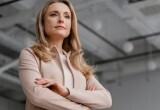 – Если вы так мудры, почему вас выгнали из собственной квартиры? – спросила я у свекрови, дававшей мне советы