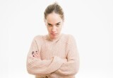 Мне скоро рожать, а муж едет гулять к сестре на свадьбу, не спросив, как я буду вообще одна