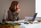 «Офисные болезни»: почему работа из дома коварнее работы из кабинета