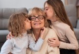 Как бабушкам найти общий язык с внуками