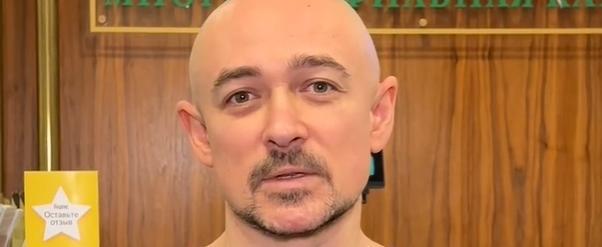 Знакомьтесь: в клинике "ОстМедКонсалт" новый пластический хирург Николай Романенко