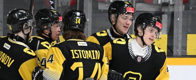 Фото: https://vk.com/mhk_almaz