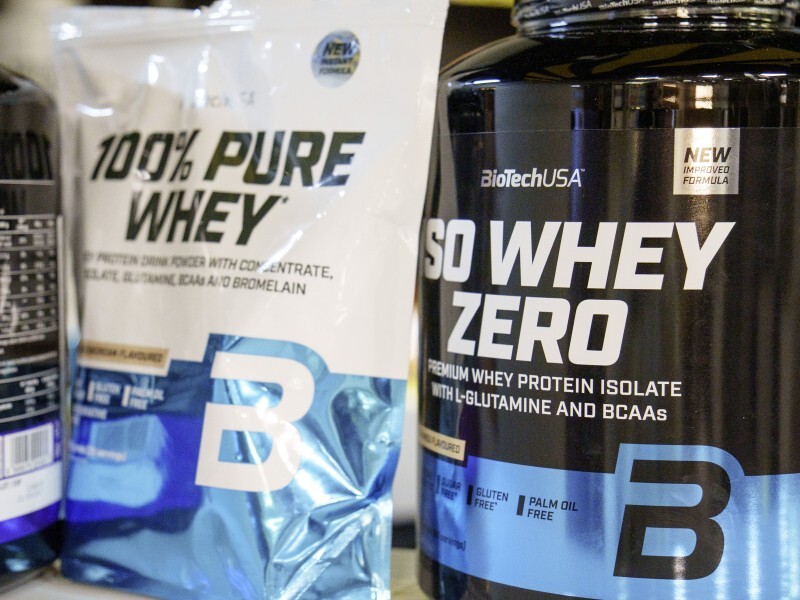 В чем польза и эффективность сывороточного протеина?