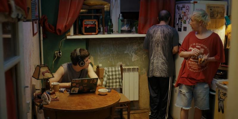 &laquo;Здесь был Юра&raquo;, 18+