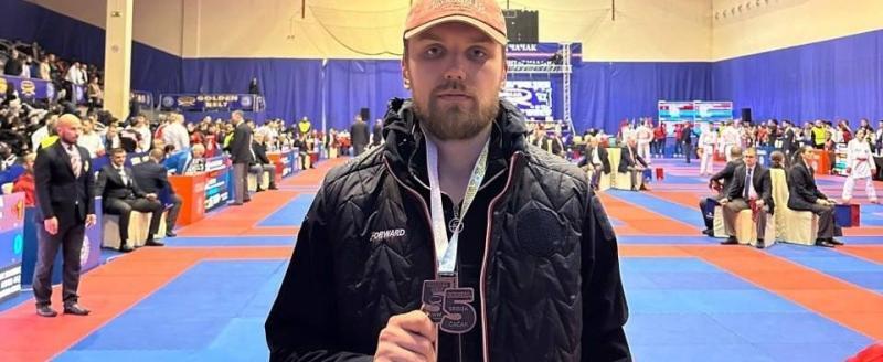Вологодский каратист вернулся с медалью из Сербии