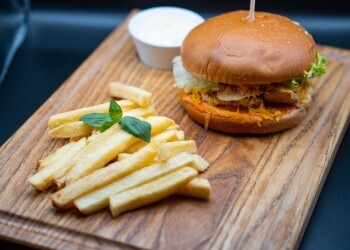 Какую пищу не любят ваши зубы и что делать 