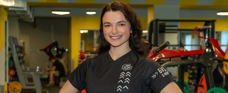 Фитнес-клуб "Юджин": тренер Ульяна Конева готовит спортсменов и заряжает новичков