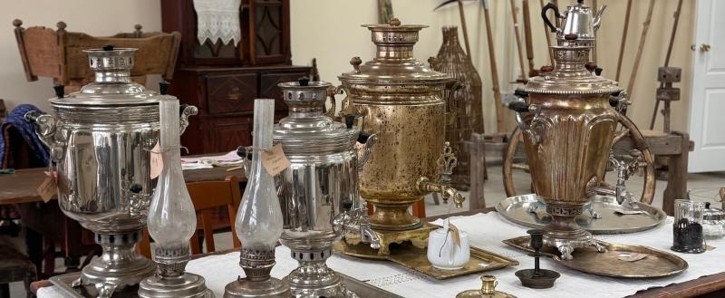 В центре Вологды открылся новый антикварный салон